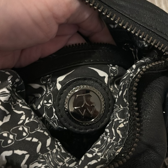 Vintage THOMAS WYLDE Motor Chain SCORPION Black Leather Shoulder Bag Purse - Picture 10 of 13